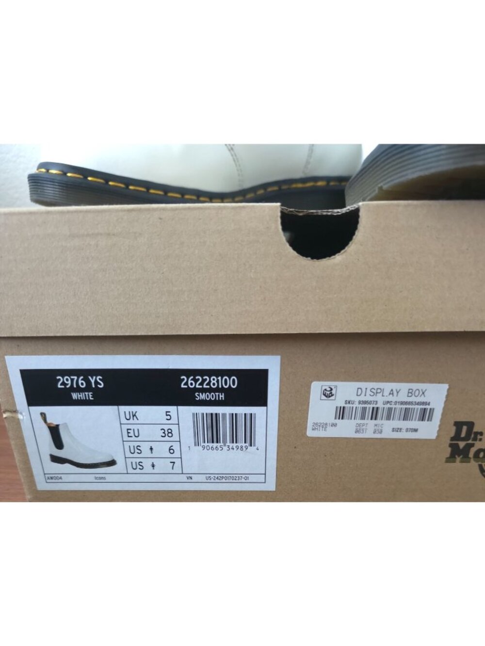 Dr. Martens 2976 White Chelsea Slip-On Classic Style Boots Smooth Leather M6/W7 - Picture 12 of 13